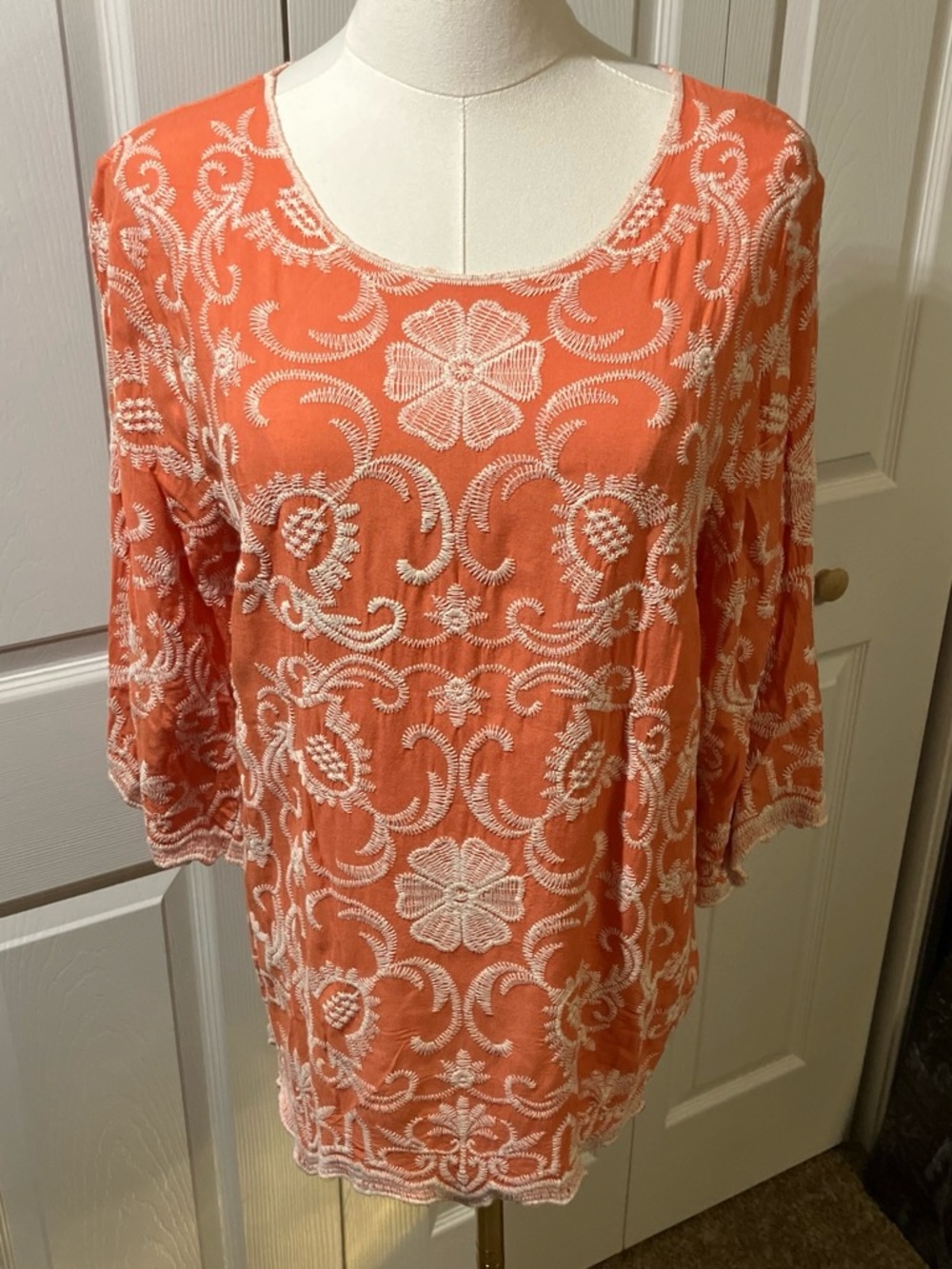 Solitaire Coral Tunic with Cream Floral Embroidery